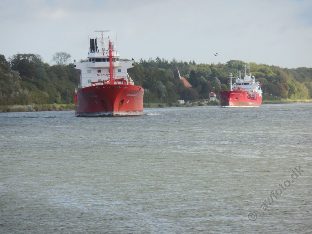 DSCN2665.JPG