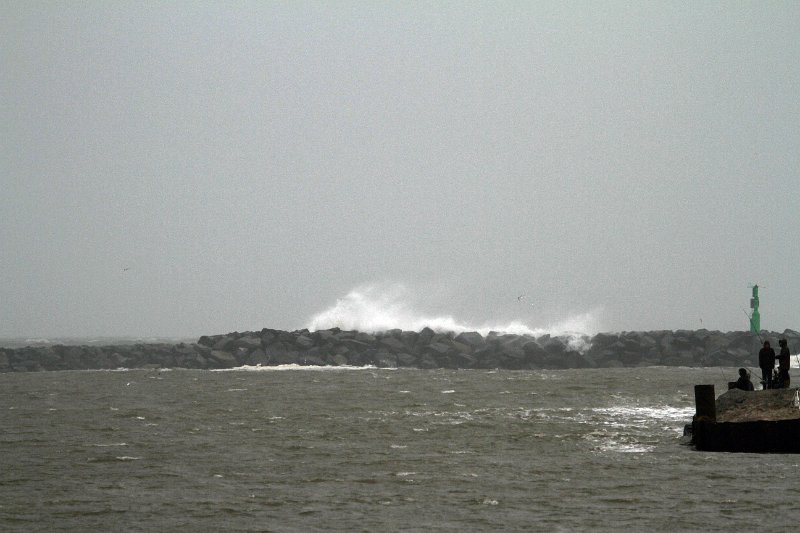 IMG_2022.JPG - Vesterhavet i oprør ved Hvide sande